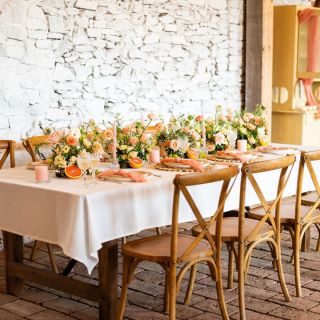 Dekorace jsou tím, co dává svatbě nezapomenutelný charakter a kouzelnou atmosféru. 💐❤️ Ať už toužíte po romantickém stylu...