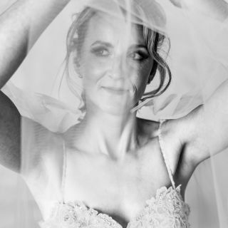 ✨ Vyberte si šaty, ve kterých zazáříte! ✨ Hledáte dokonalé šaty na svatbu, ples nebo jinou speciální událost? Přijďte za...